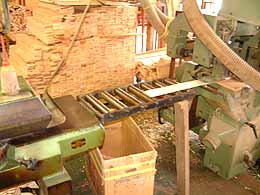 木材のモルダー加工