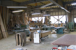 木曽檜の工場